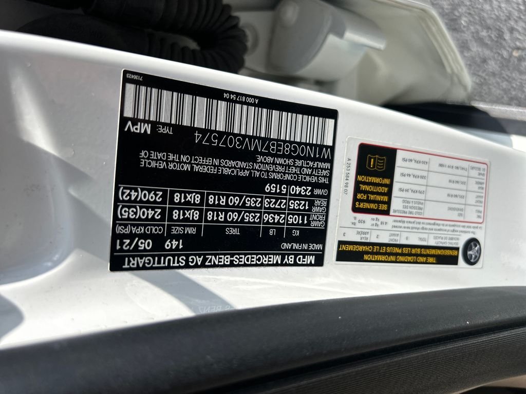 Used 2021 White Mercedes-Benz GLC 300 image 24