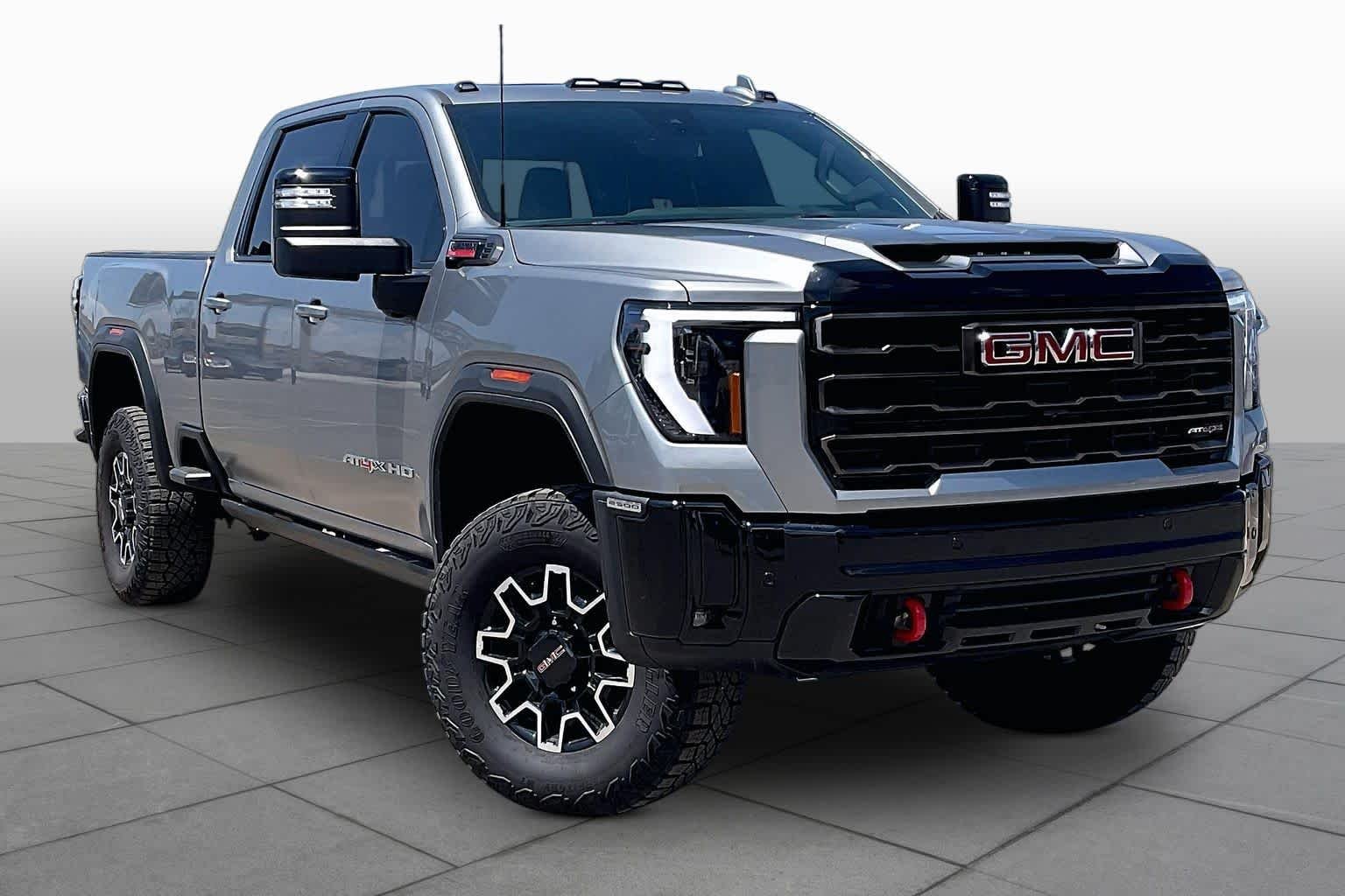 Used 2025 Sterling Metallic GMC AT4X image 3