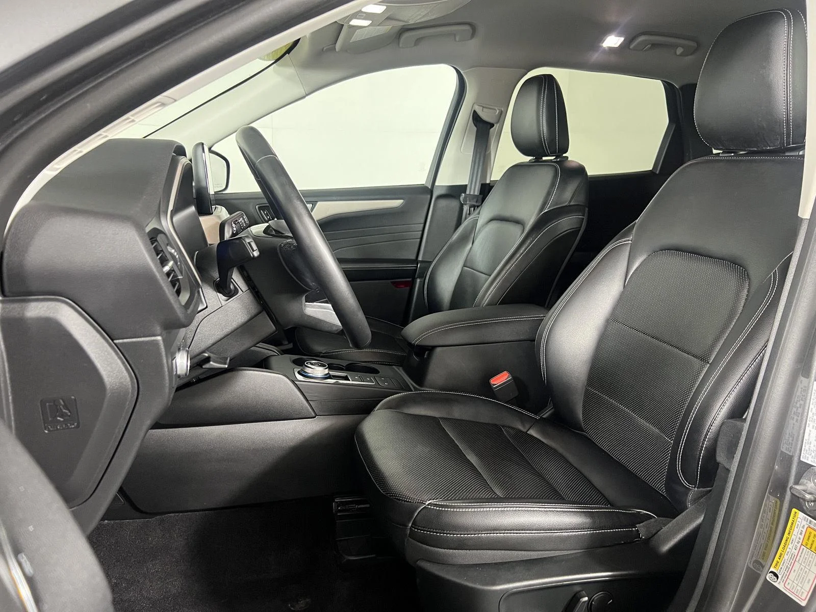 Used 2022 Carbonized Gray Ford SEL image 5