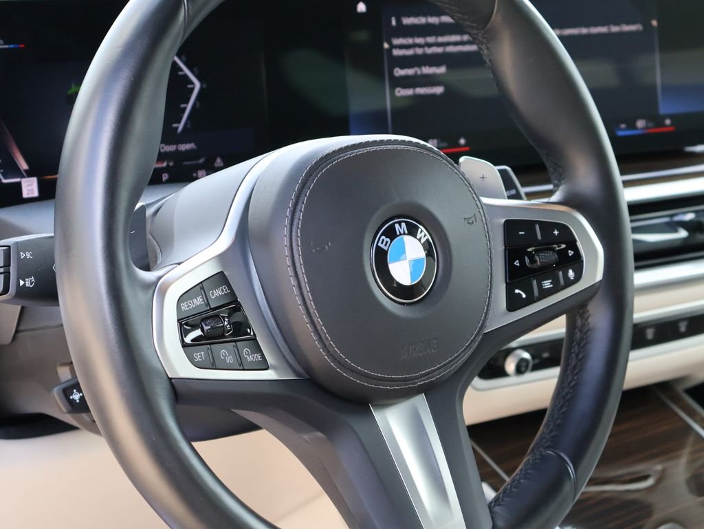 Used 2023 Carbon Black Metallic BMW xDrive40i image 87