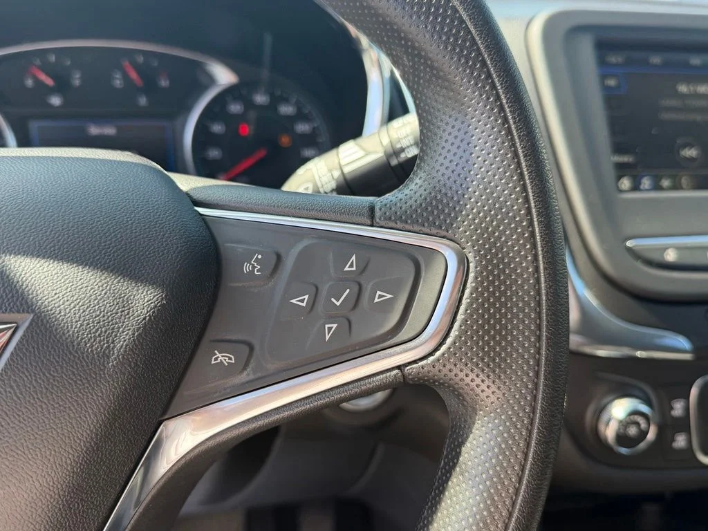 Used 2019 White Chevrolet LT image 31