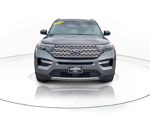 Used 2024 Gray Ford Limited image 2