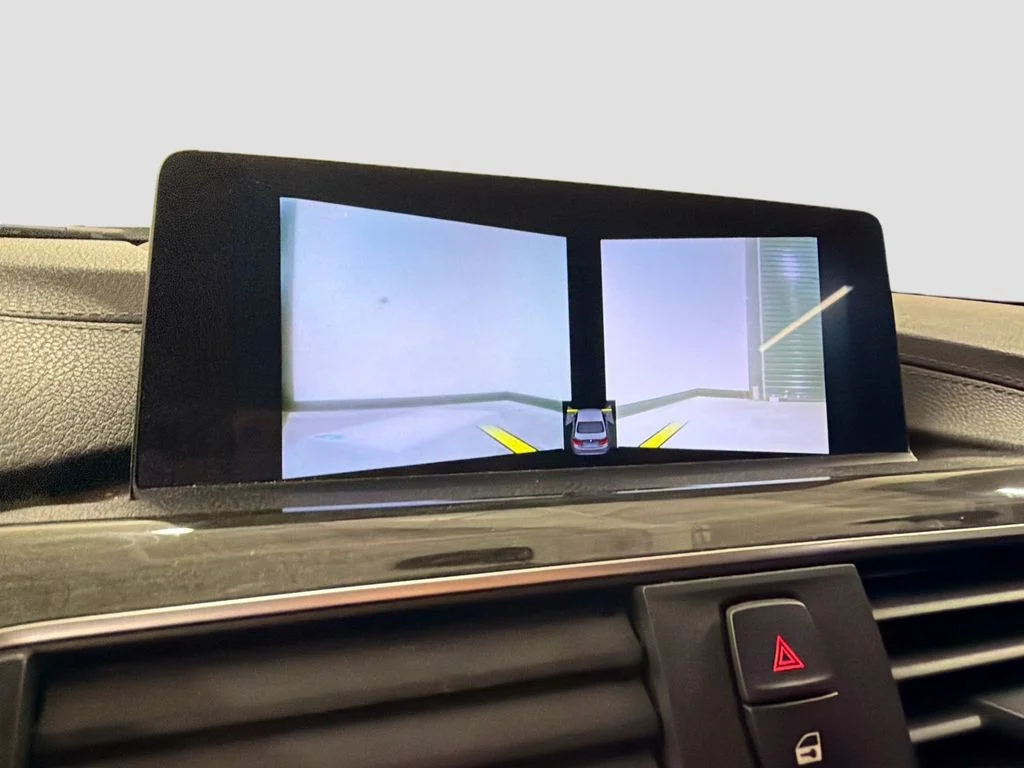 Used 2018 Orange BMW Base image 15