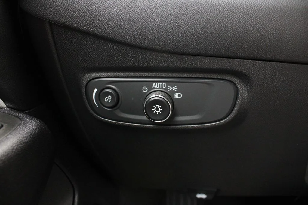 Used 2024 Gray Chevrolet LS image 9