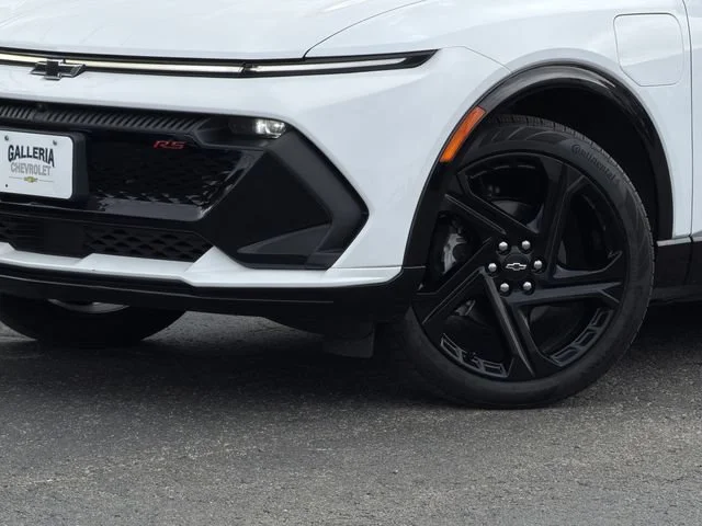 2024 Chevrolet Equinox EV RS - Photo 8