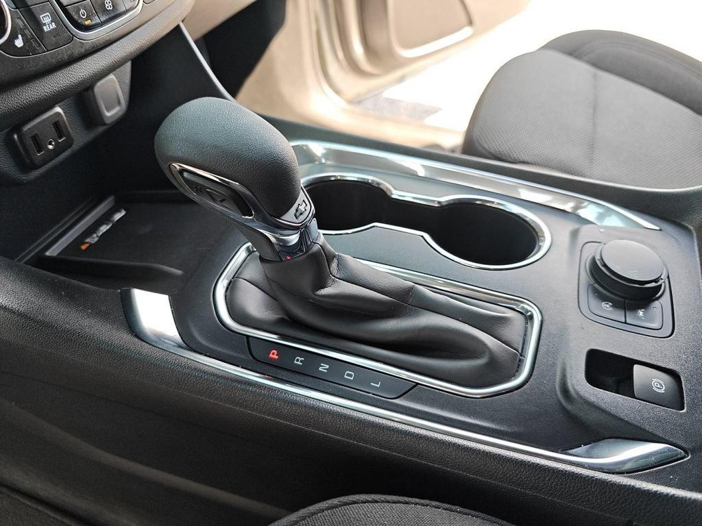 Used 2023 STERLING GRAY METALLIC Chevrolet LT Cloth image 33
