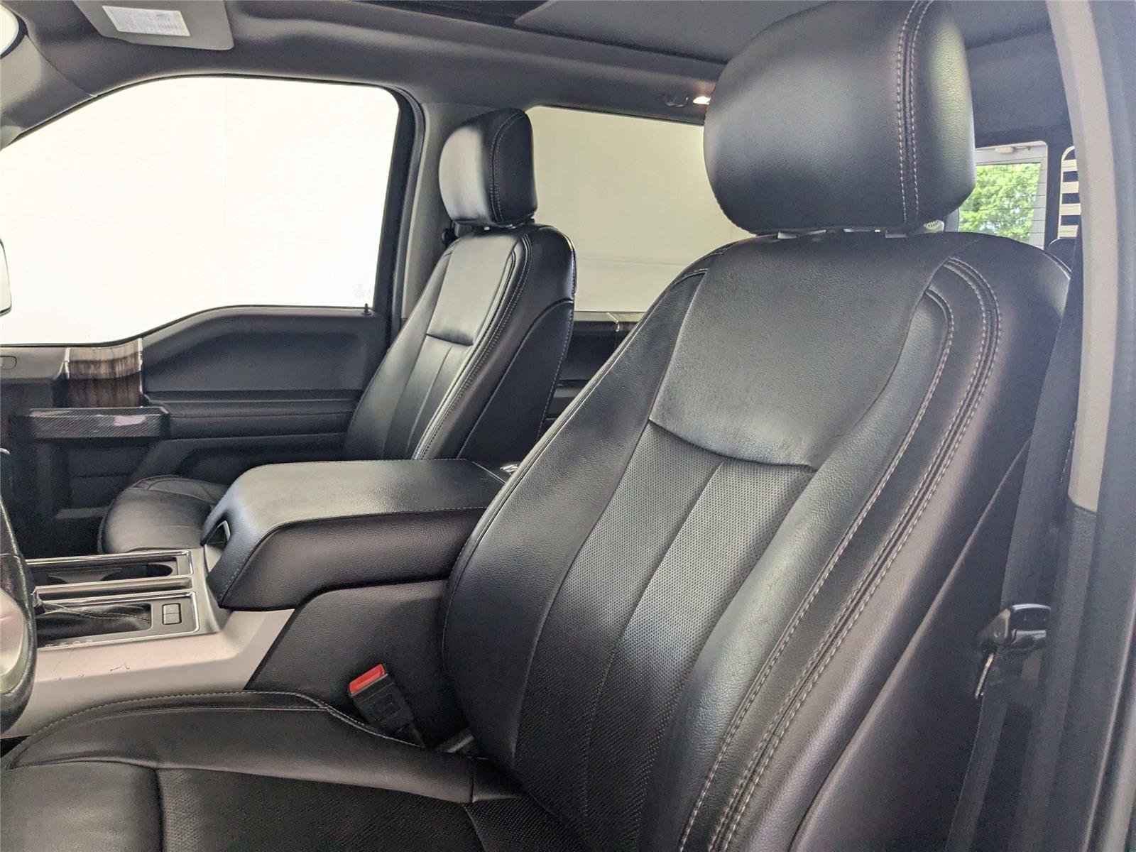 Used 2019 Agate Black FORD  image 11