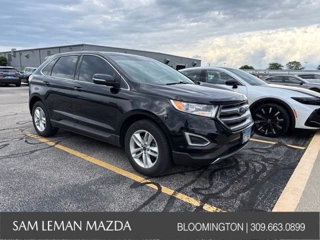 Used 2018 Black Ford SEL image 1