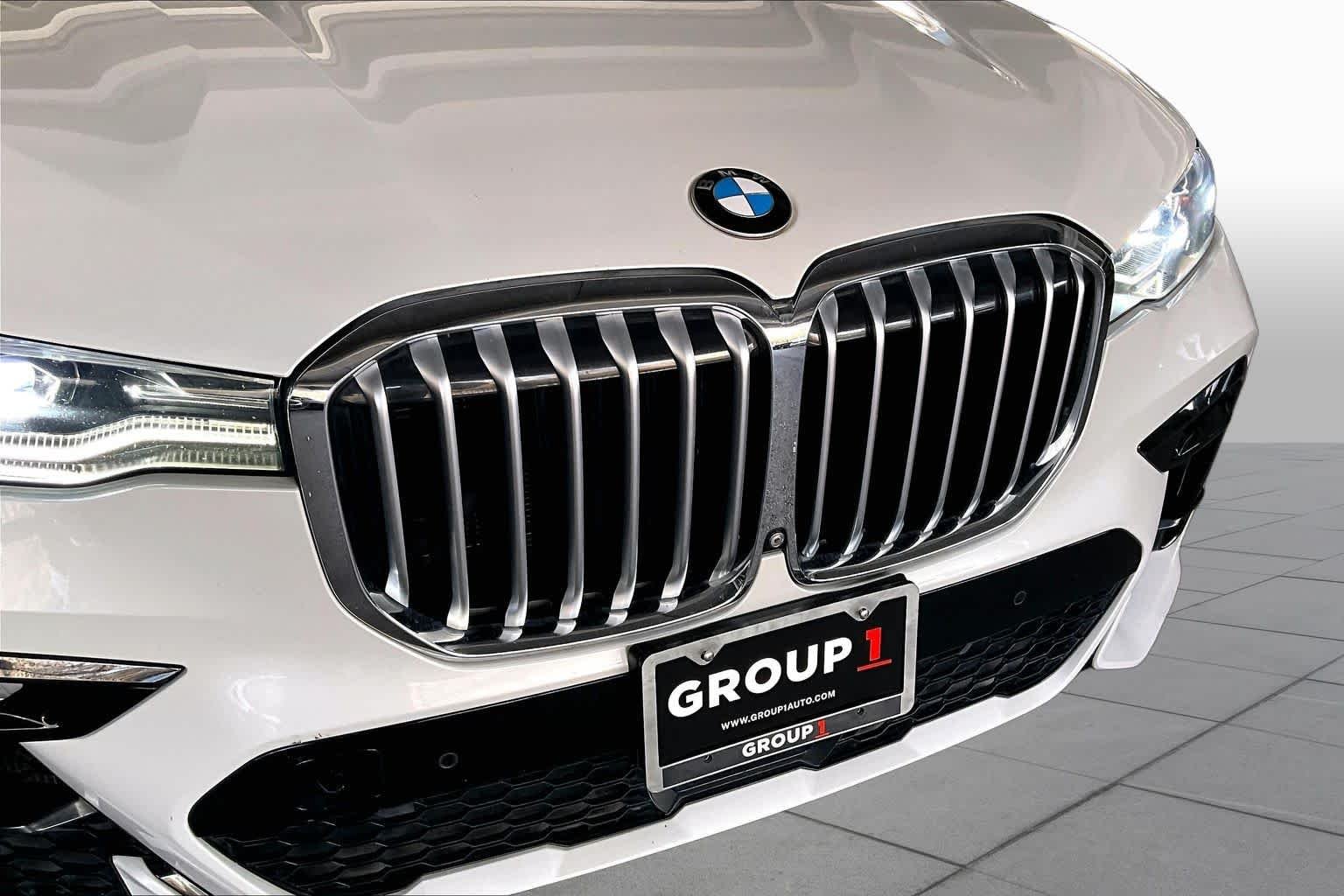 Used 2019 Mineral White Metallic BMW xDrive50i image 29
