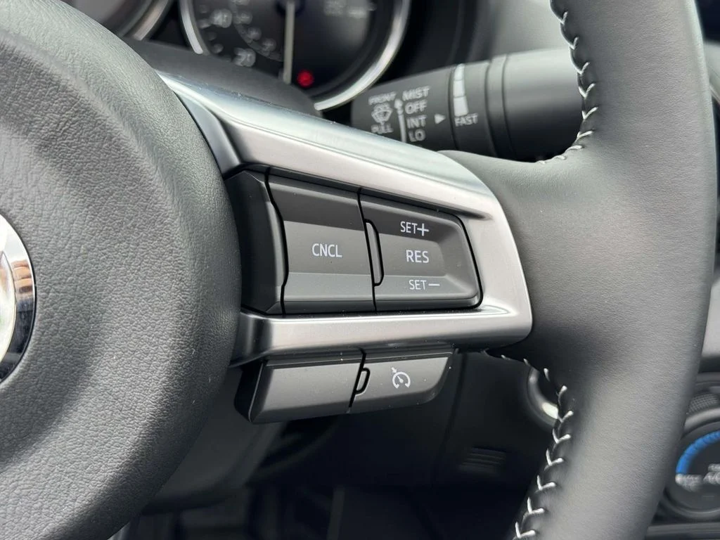 2025 Mazda MX-5 Miata Club - Photo 23