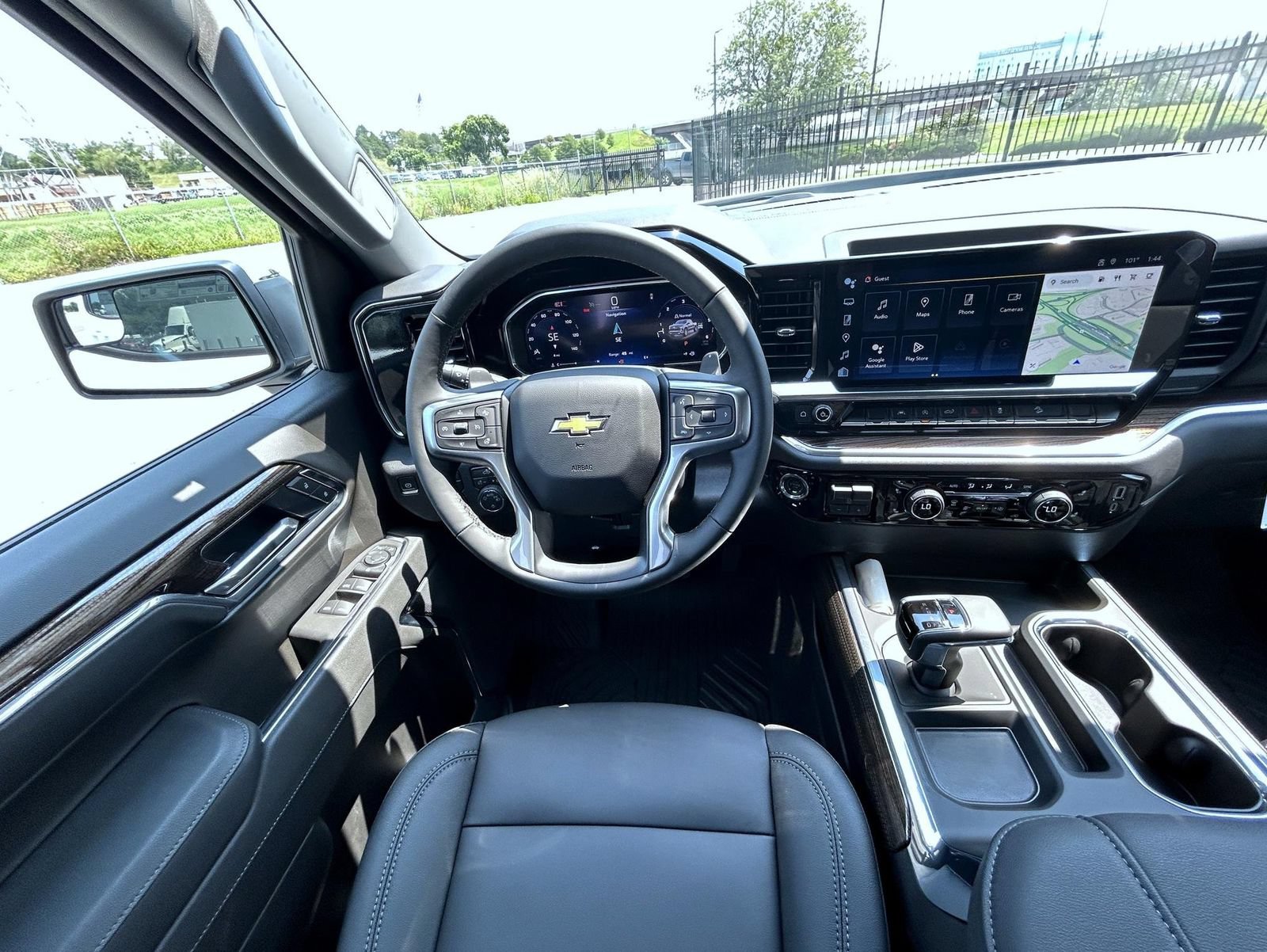 New 2026 Summit White Chevrolet LT image 15