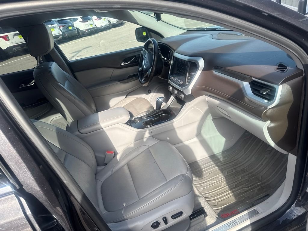 Used 2017 Silver GMC SLT-1 image 22