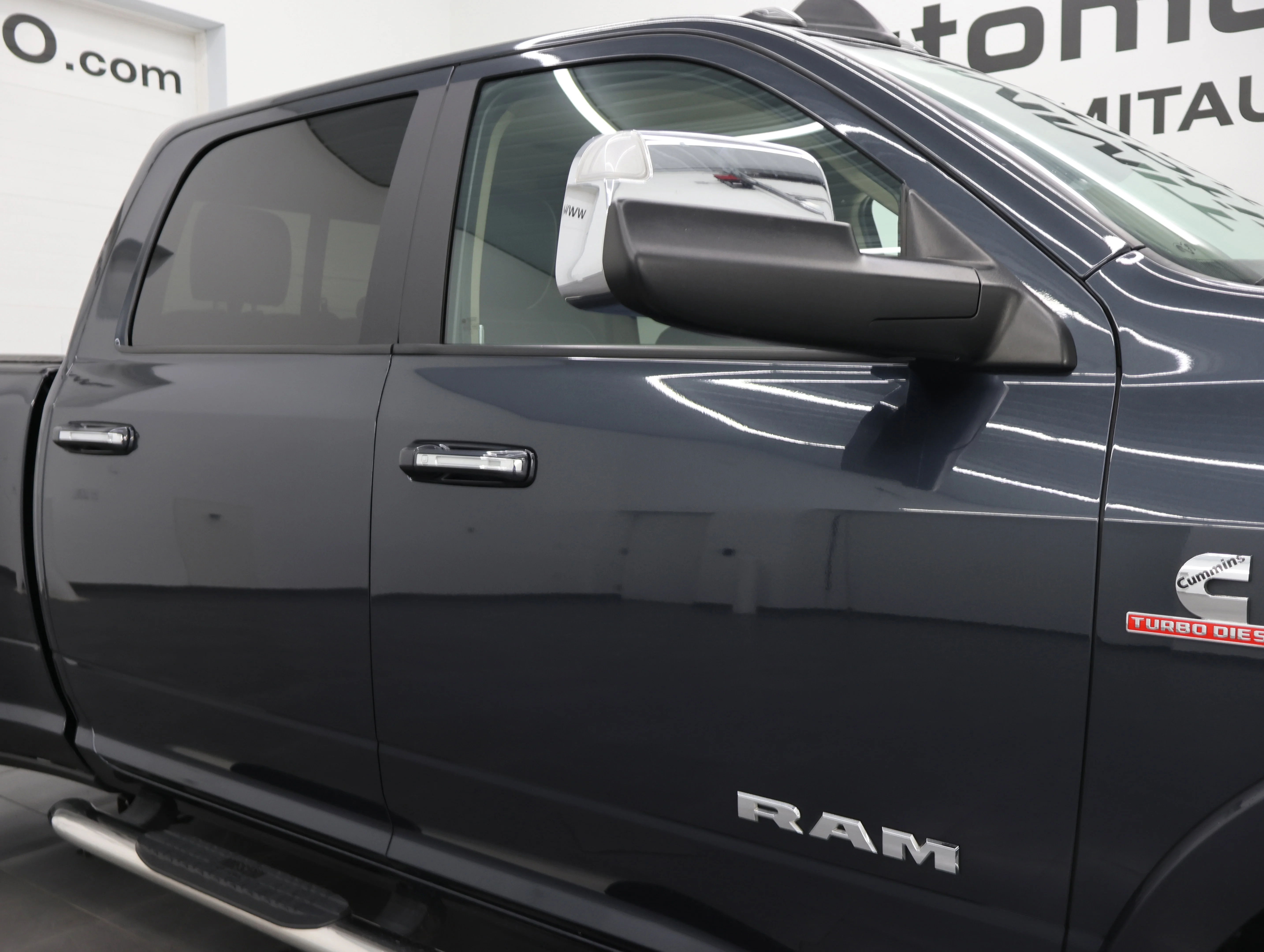 Used 2019 Maximum Steel Metallic Clearcoat Ram Laramie image 26