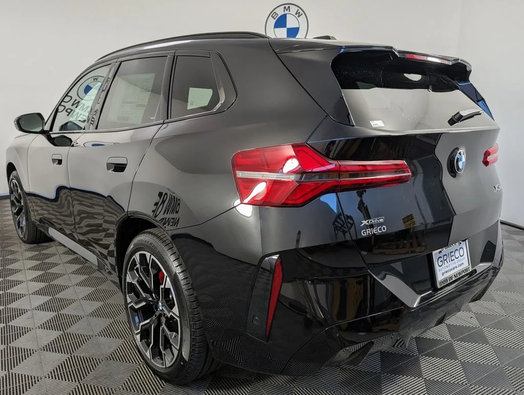 New 2026 Black Sapphire Metallic BMW 30 xDrive image 8