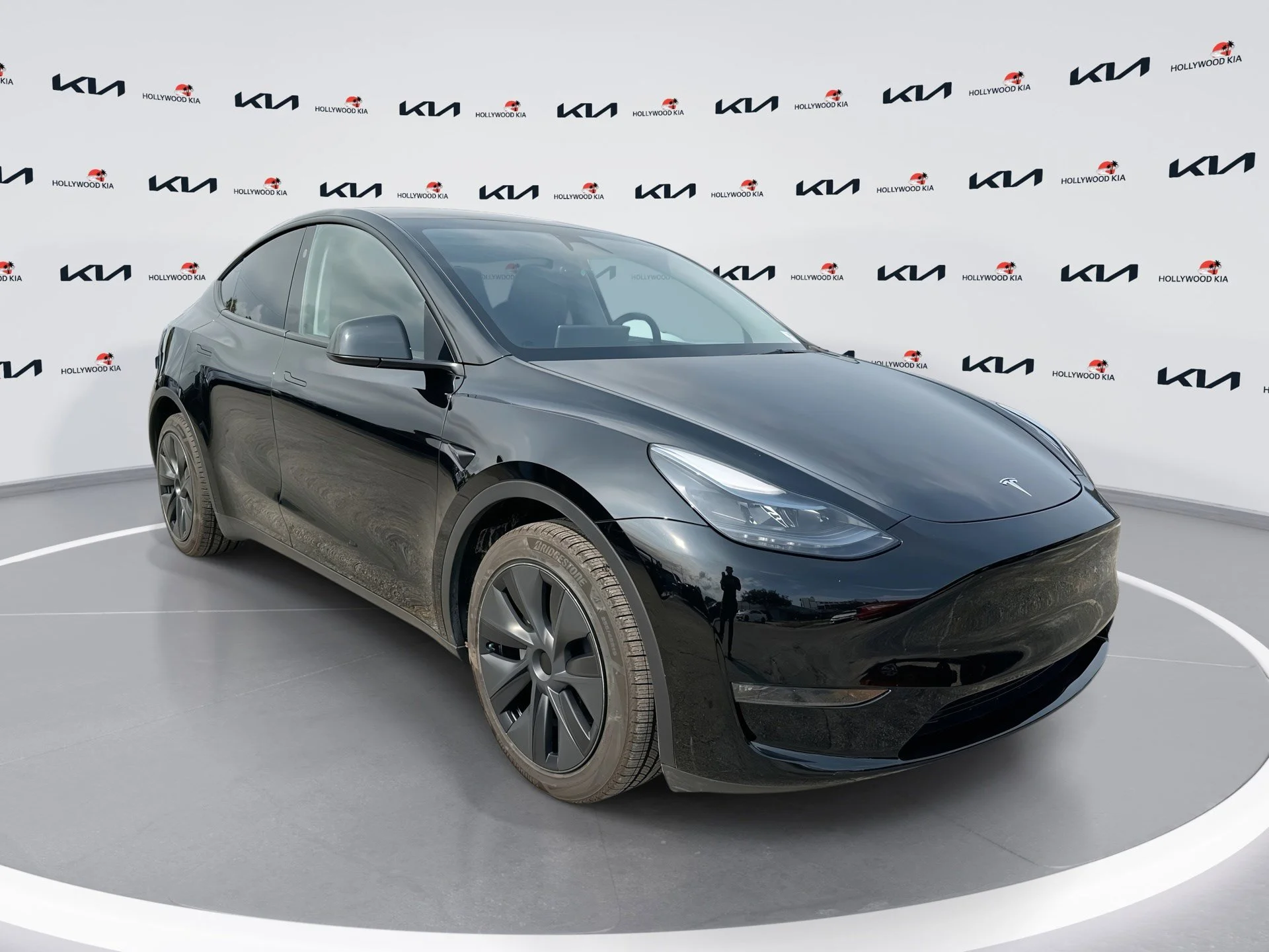 2024 Tesla Model Y Long Range Dual Motor All-Wheel Drive's photo