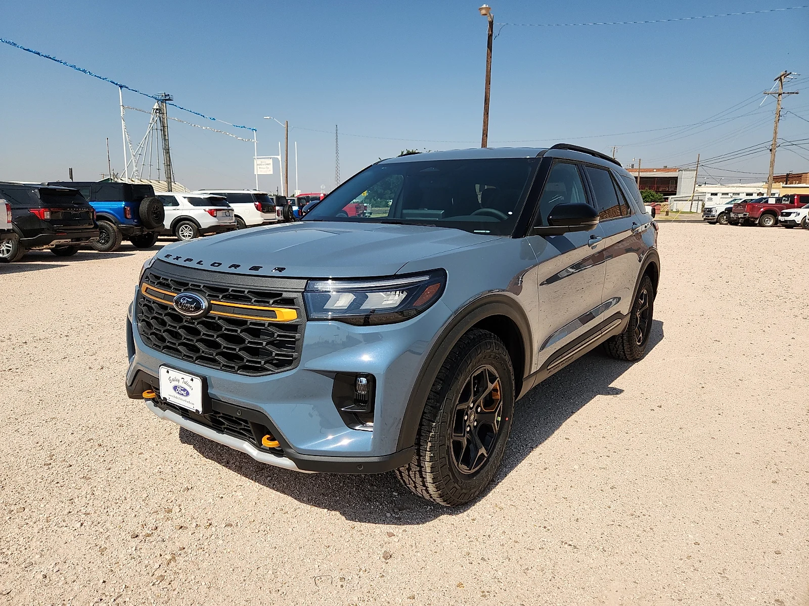 New 2026 Vapor Blue Metallic Ford Tremor® image 3