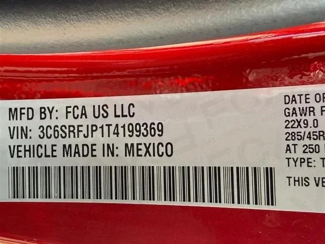 New 2026 Molten Red Pearl-Coat Exterior Paint RAM LARAMIE image 19