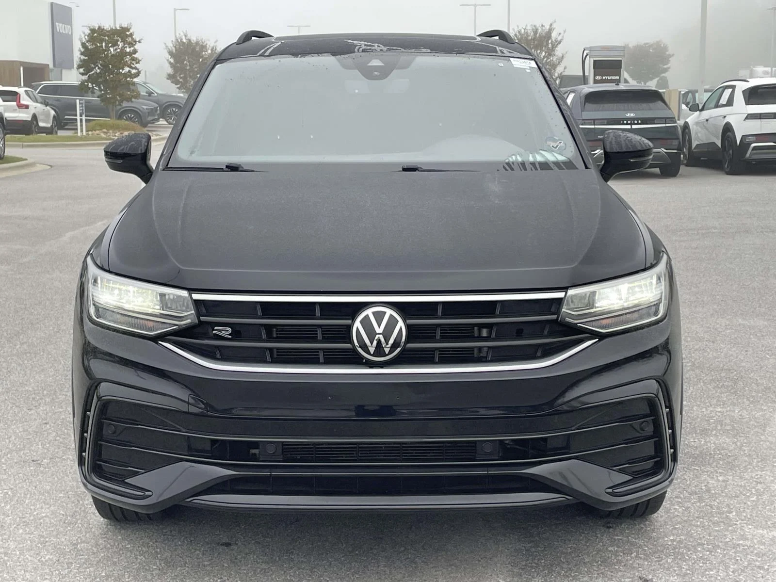 Used 2022 Deep Black Pearl Volkswagen SE R-Line Black image 23
