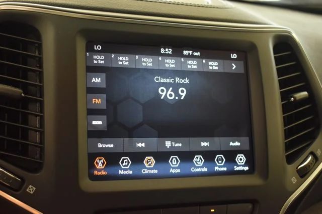 2022 Jeep Cherokee Latitude Lux - Photo 30