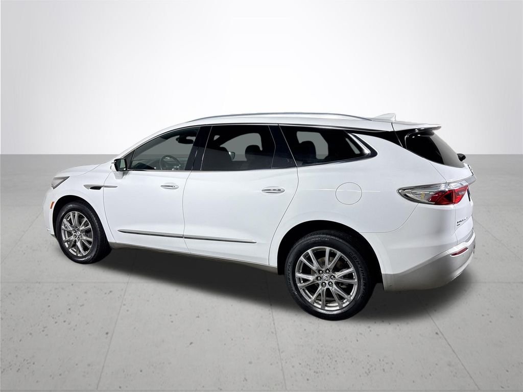 Used 2023 White Buick Essence image 8