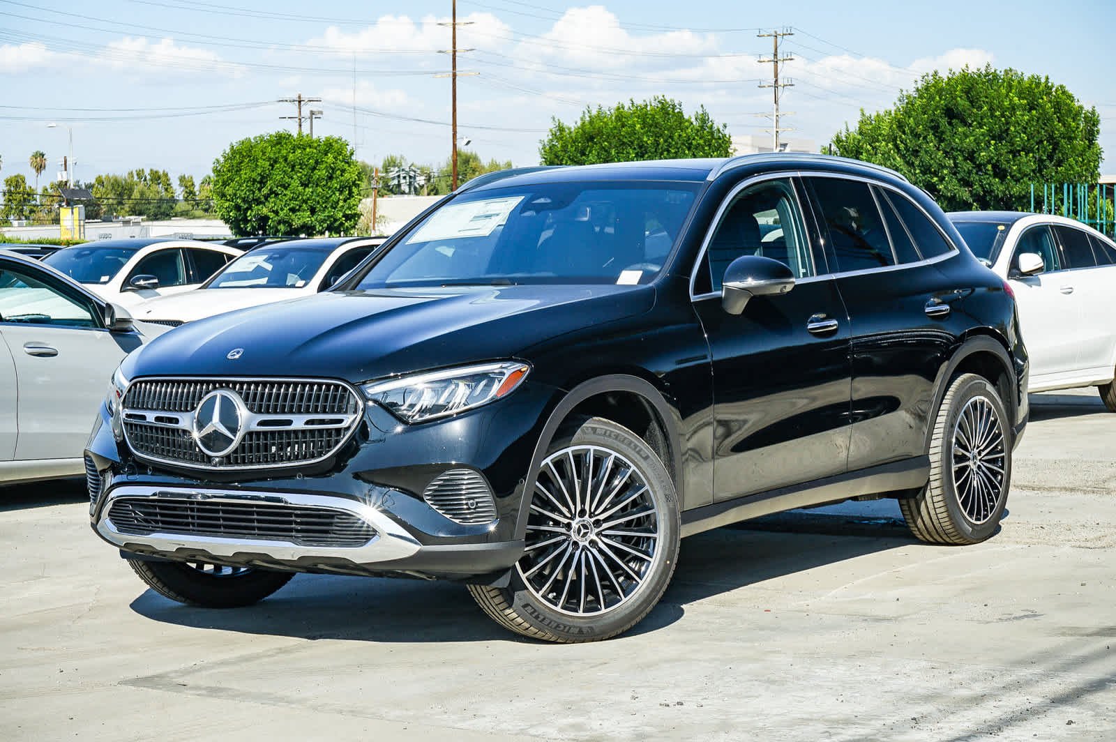 New 2027 Black Mercedes-Benz GLC 300 image 1