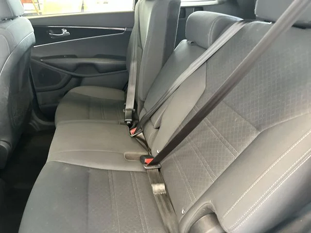 Used 2019 White Kia LX image 25