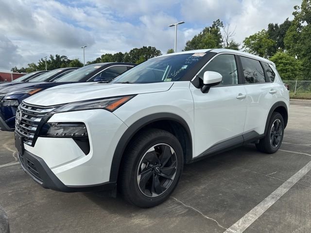 2025 Nissan Rogue SV AWD's photo