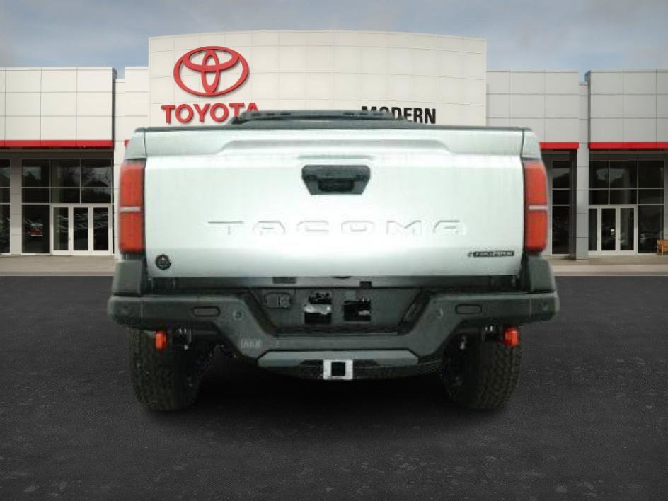 New 2025 Celestial Silver M Toyota Trailhunter image 17