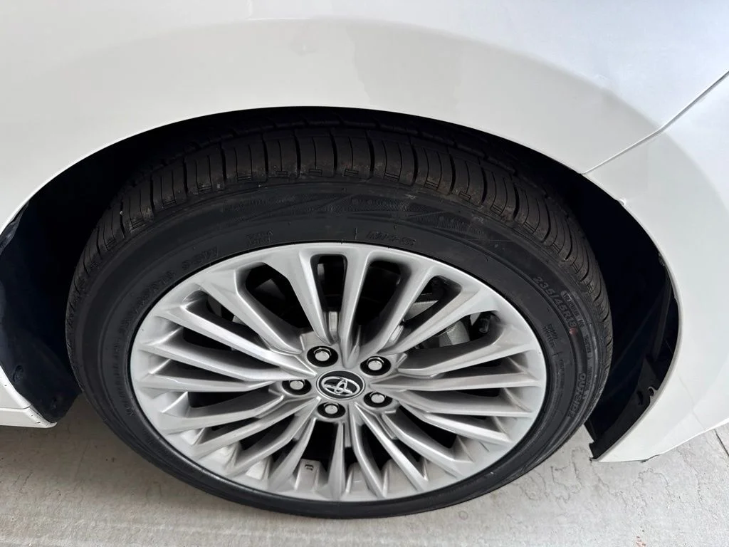 Used 2020 Pearl Toyota Limited image 3