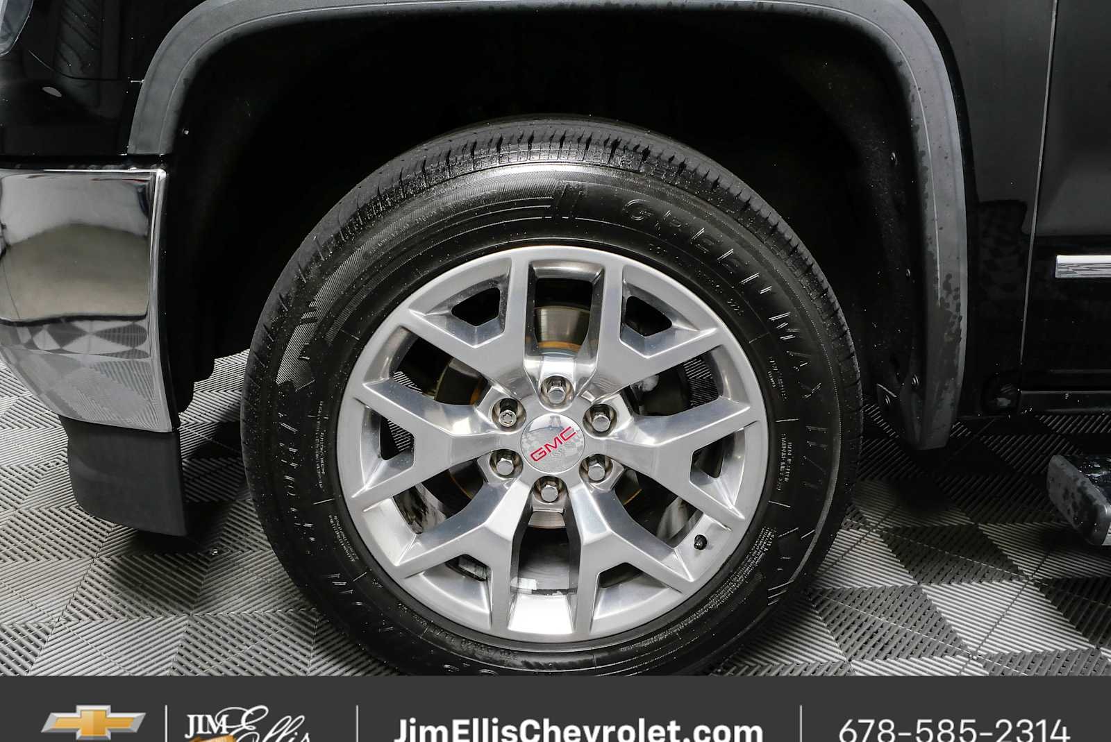 Used 2018 ONYX BLACK GMC SLT image 35