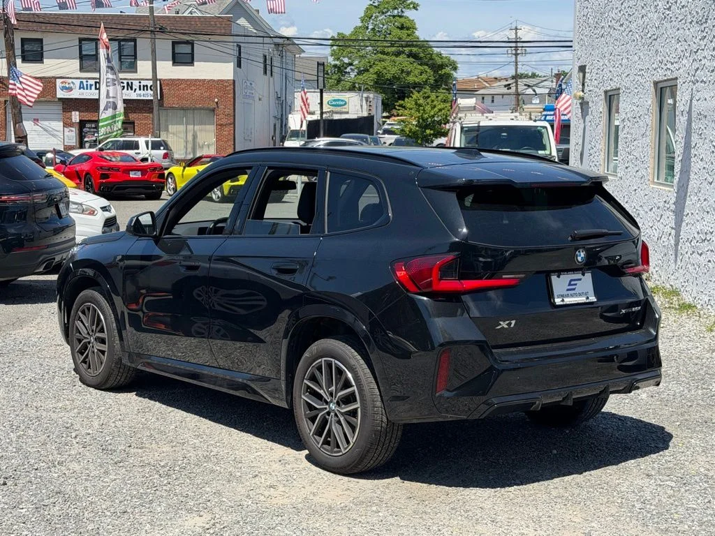 Used 2026 Black BMW xDrive28i image 5
