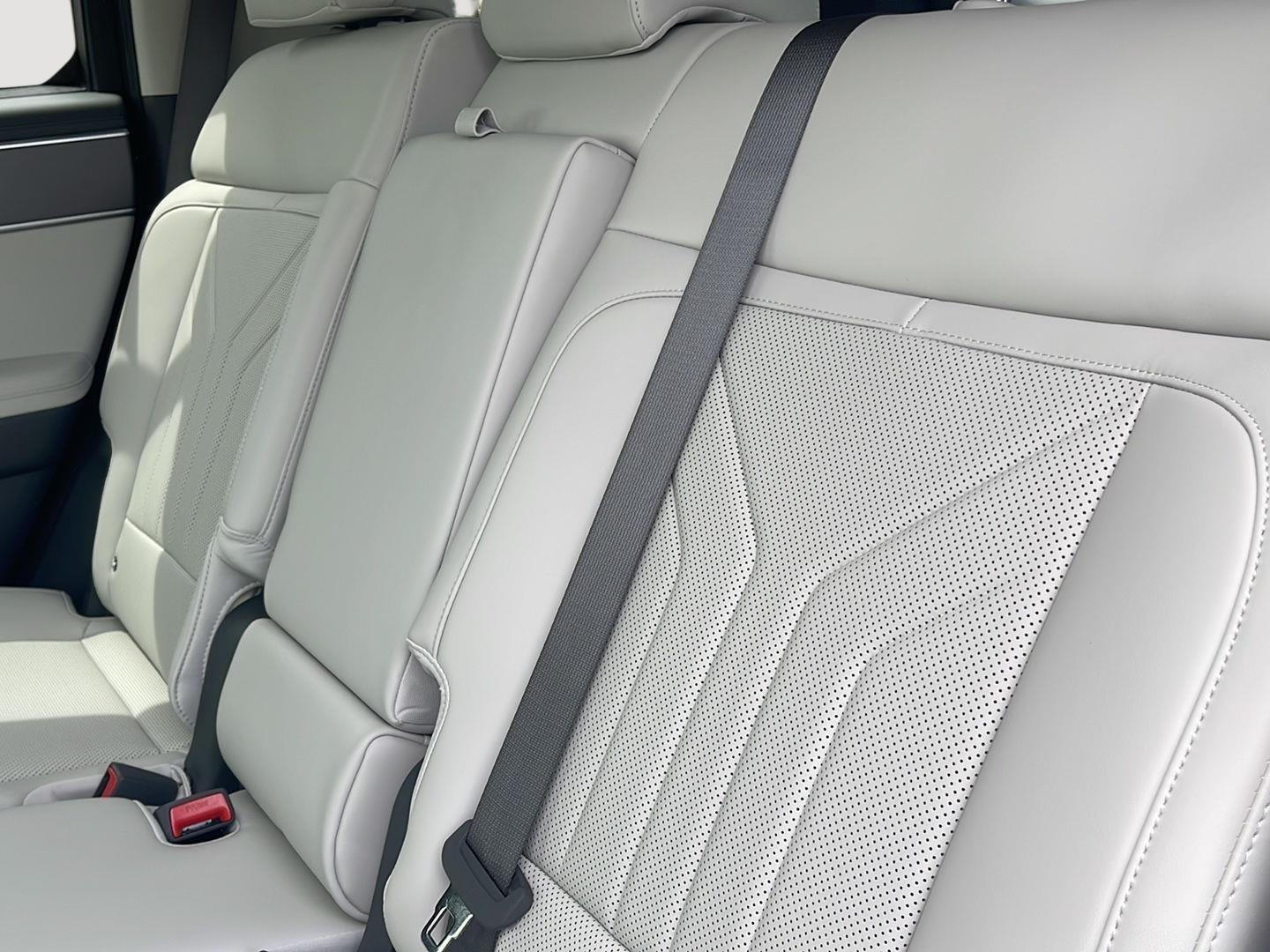 New 2026 Rockwood Green Hyundai SEL AWD image 16