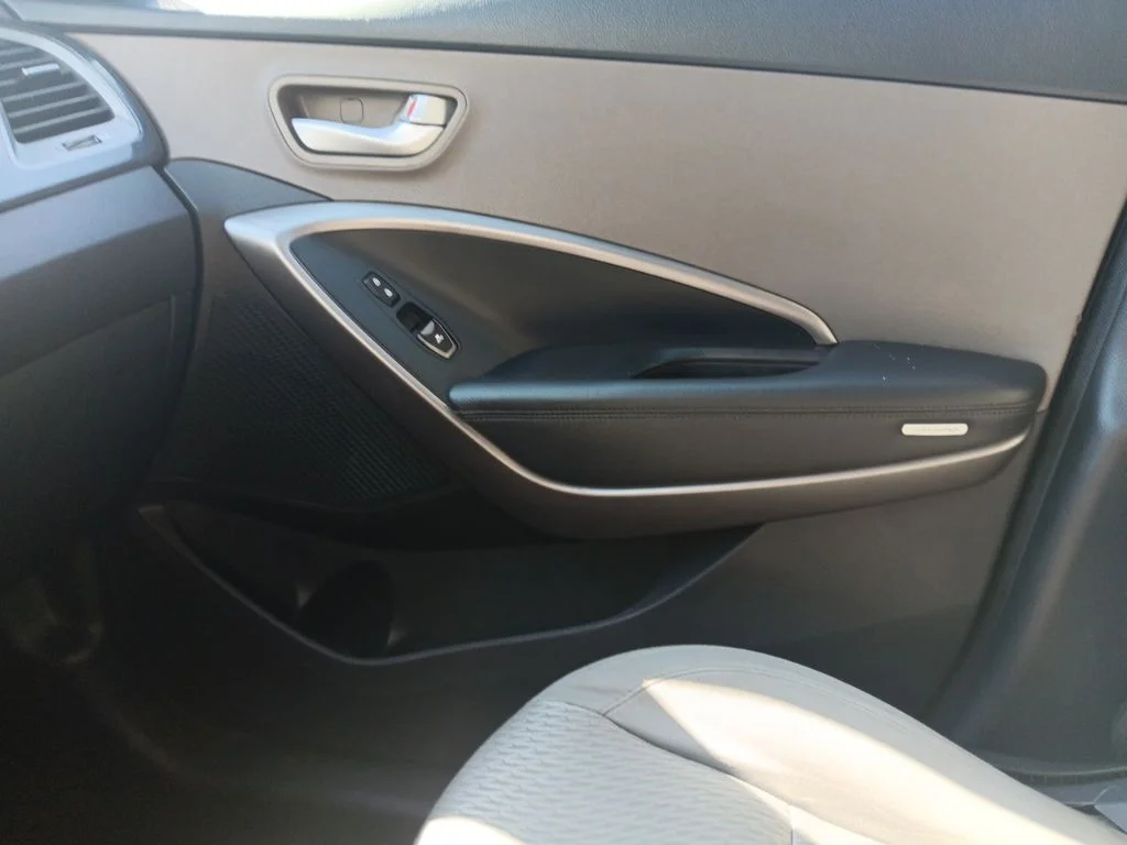 Used 2015 Twilight Black Hyundai Base image 23