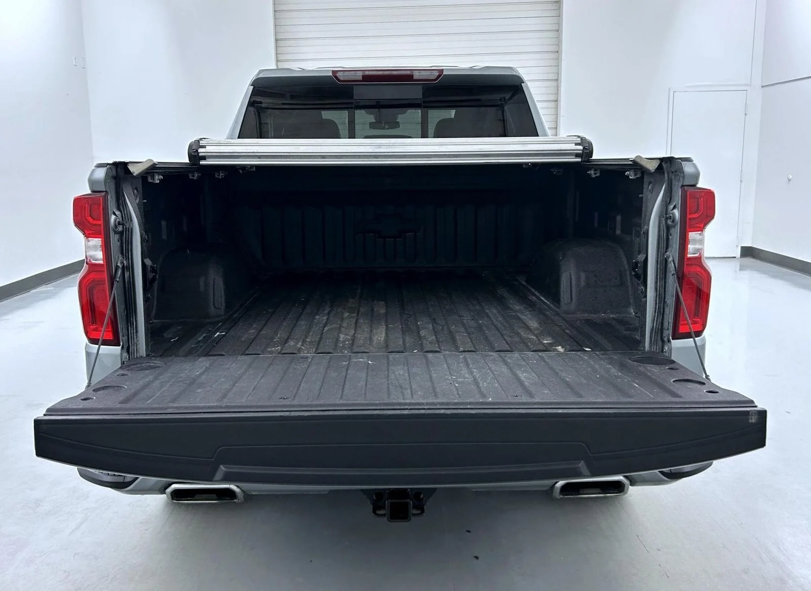 Used 2023 Gray Chevrolet RST image 21
