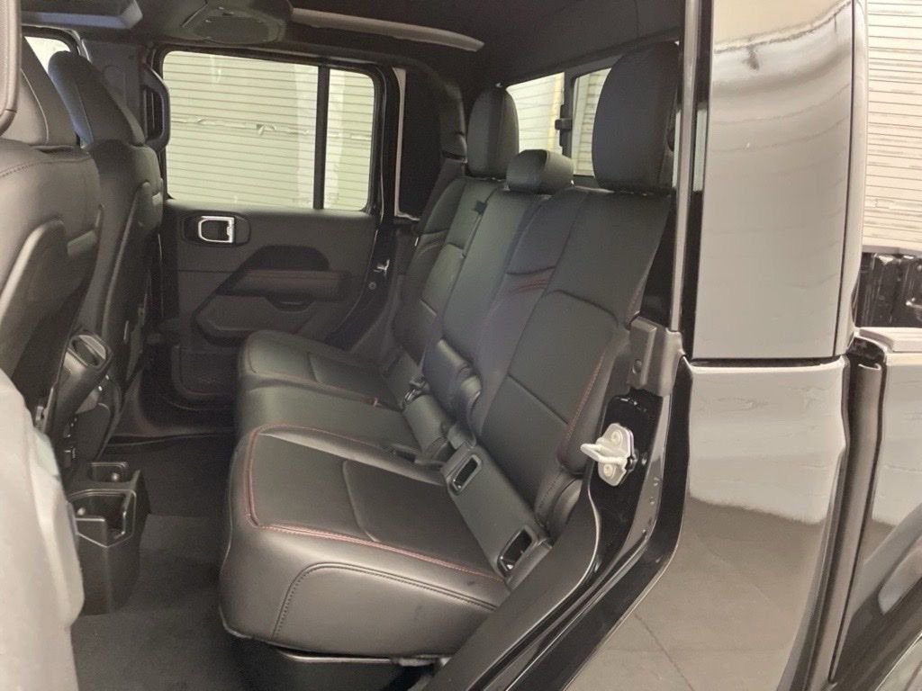 New 2026 Black Clearcoat Jeep Rubicon X image 17