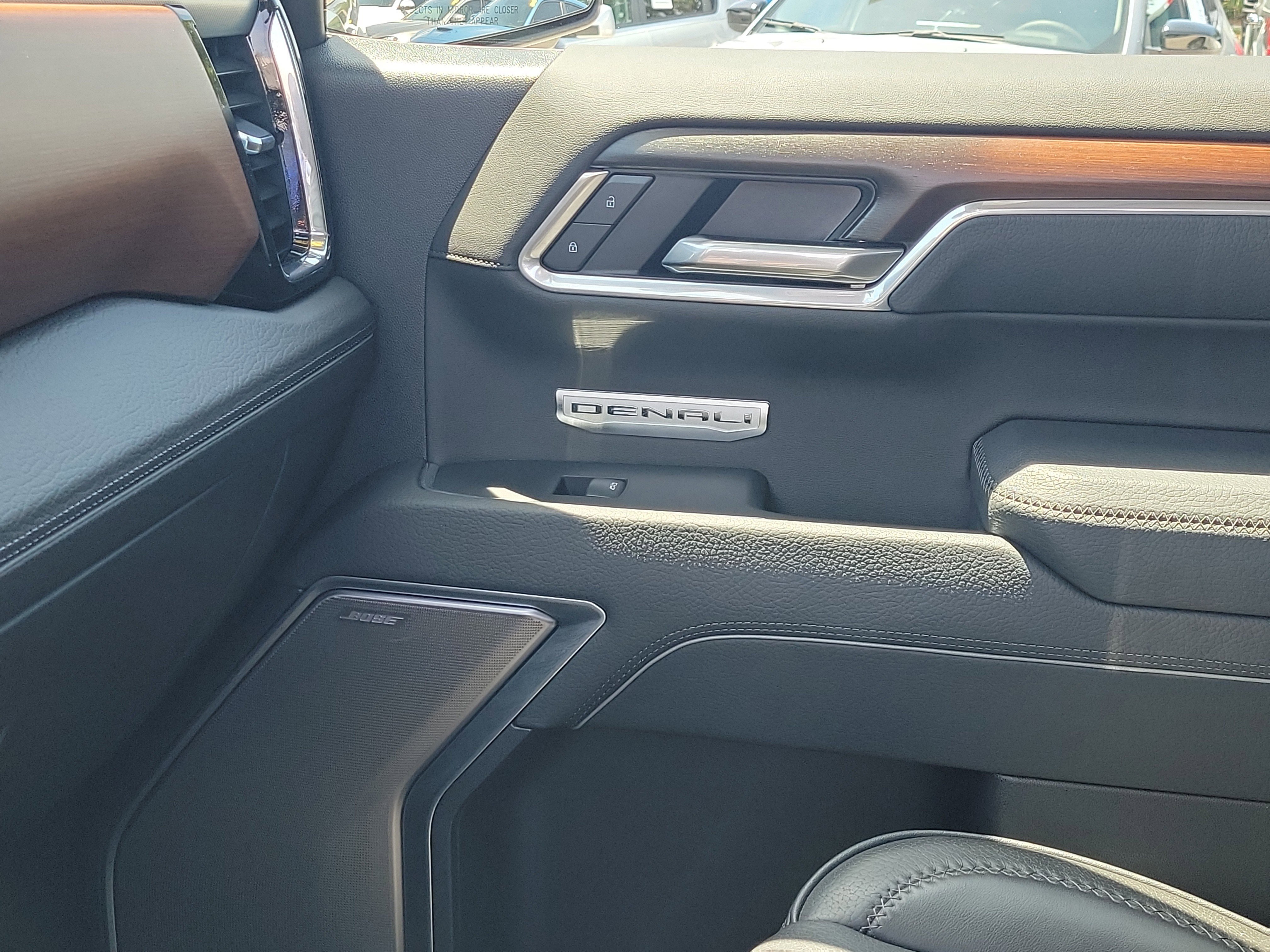 Used 2025 Downpour Metallic GMC Denali image 30