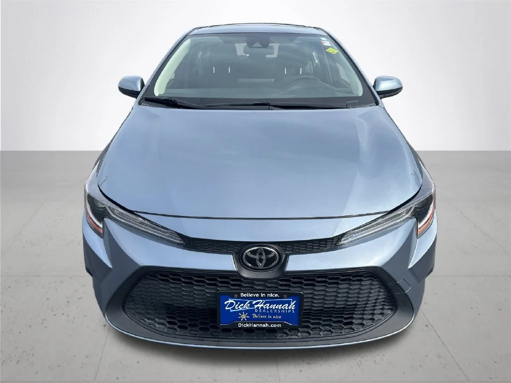 Certified Used 2022  Toyota LE image 3