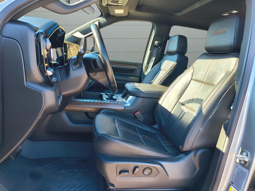 Used 2024 Sterling Gray Metallic Chevrolet High Country Premium Z71 image 21