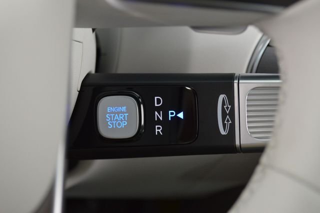 New 2026 White Hyundai SEL 7P image 40