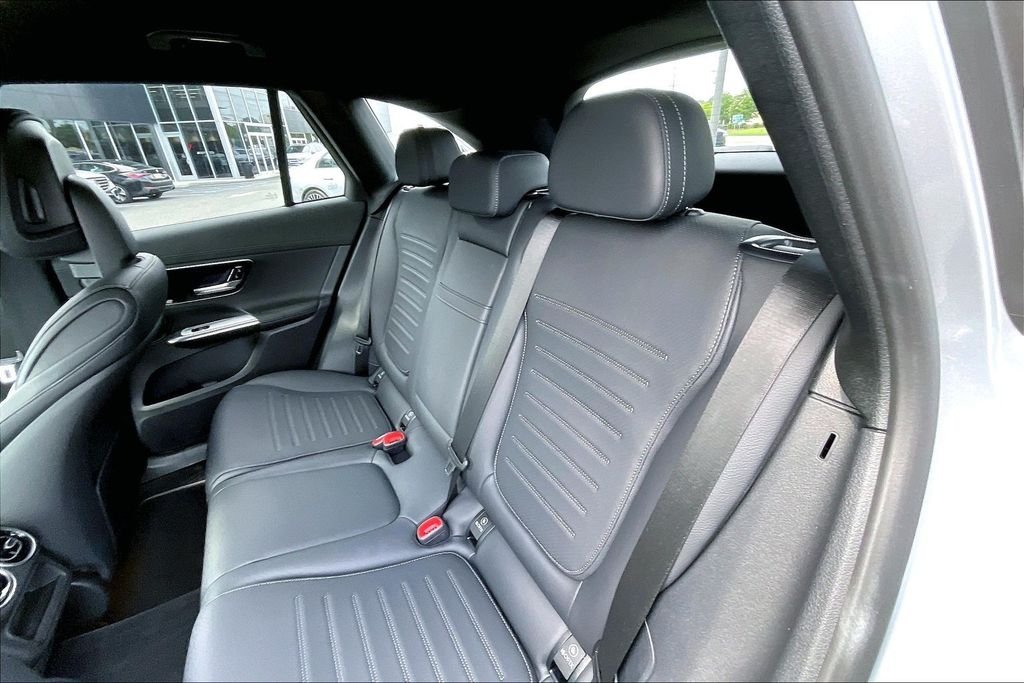 2025 Mercedes-Benz GLC Base - Photo 18