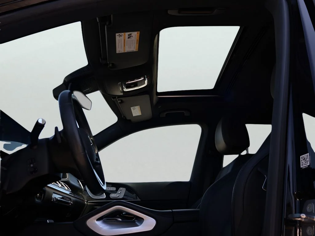 Used 2020 Black Mercedes-Benz GLS 450 image 39