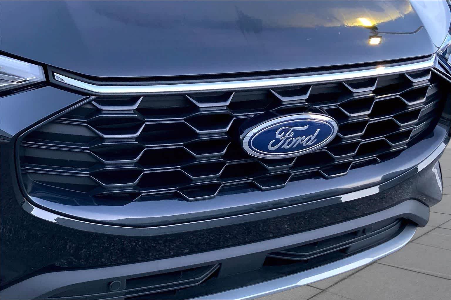 Used 2025 Agate Black Ford ST-Line image 29