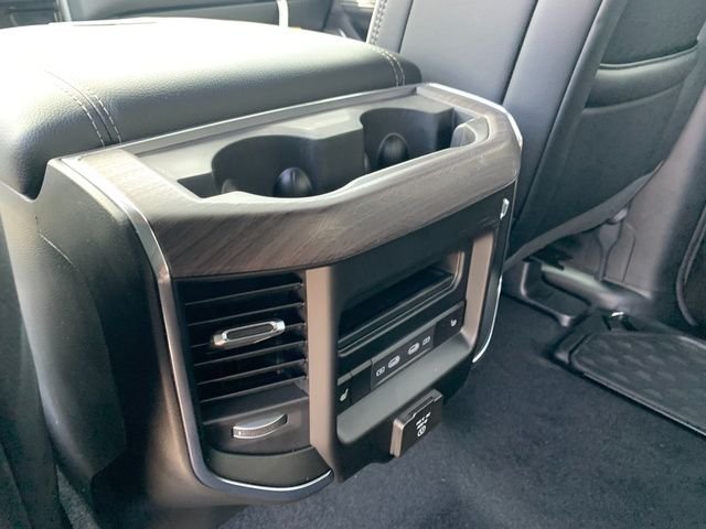New 2026 Granite Crystal Metallic Clear-Coat Exterior Paint RAM Laramie image 14