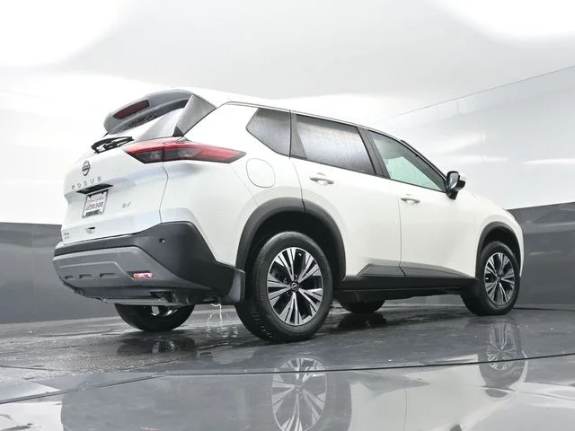 Used 2023 White Nissan SV image 38