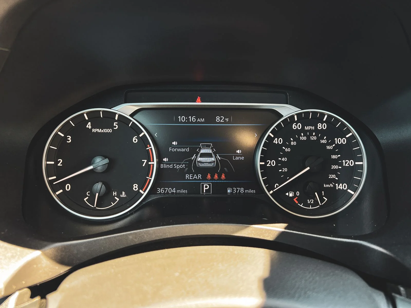 2025 Nissan Altima SR - Photo 18