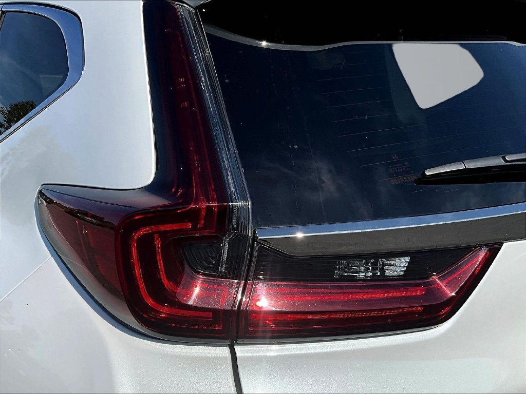 Used 2022 White Honda EX-L image 27