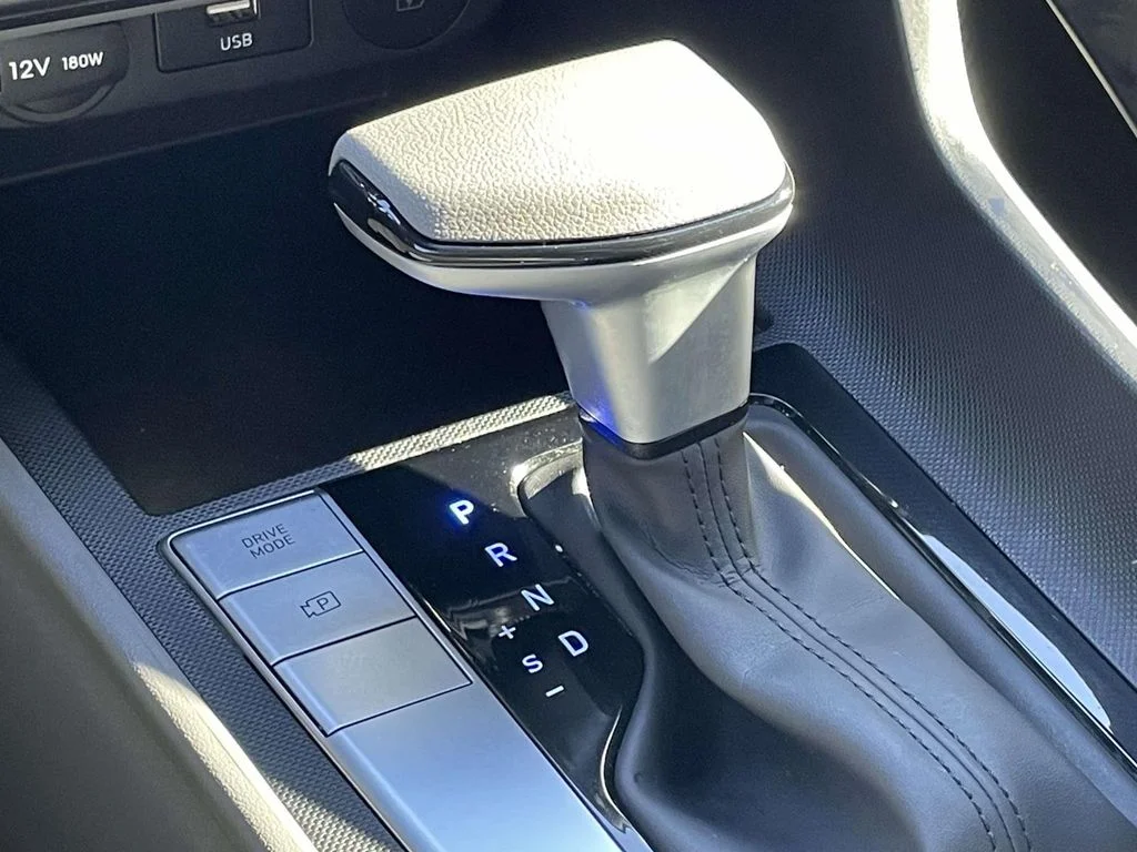 New 2025 Black Hyundai SE image 26