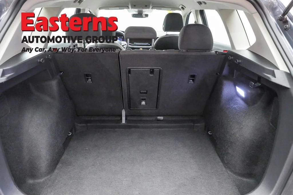 Used 2024 Gray Volkswagen 1.5T S image 9