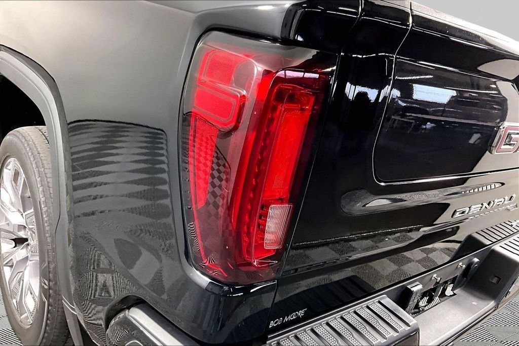 Used 2024 Black GMC Denali image 19