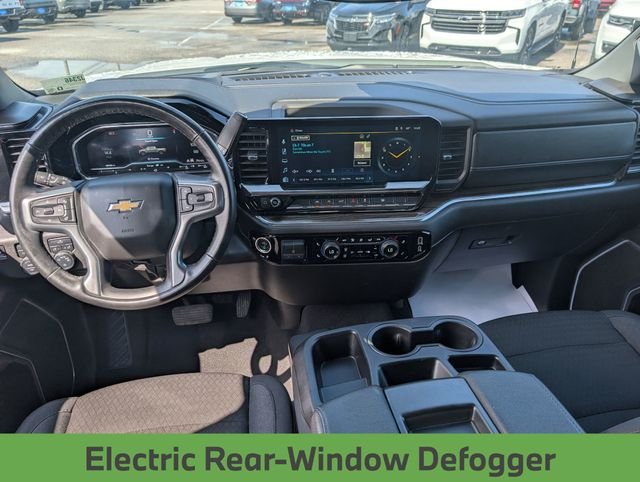 Used 2025 White Chevrolet LT image 28